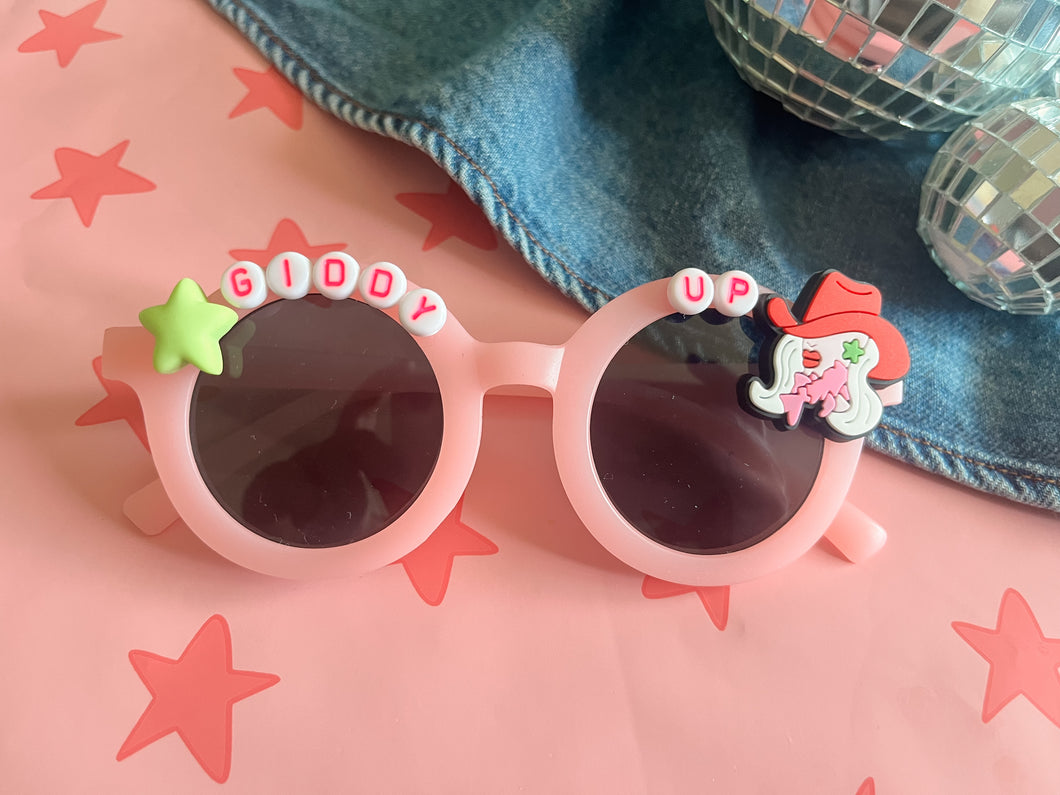 Giddy Up - pink round