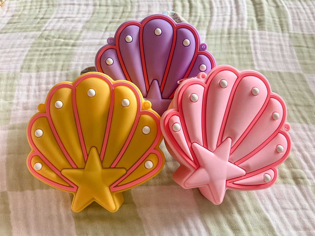 Shell purse