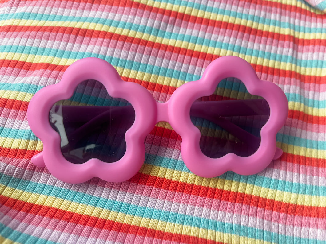 Fucia (Darker pink)